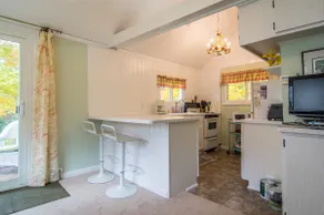 Strawberry Cottage Too - Image 4