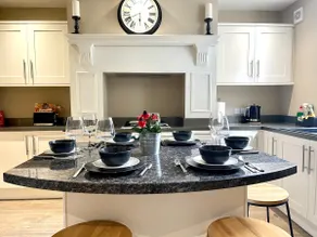 Montrose Heights - 4Bed - 4Bath - Central Burnley - Image 2