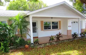 THE SEAFORD HOME - Spacious, Private, Near Beach - Image 2