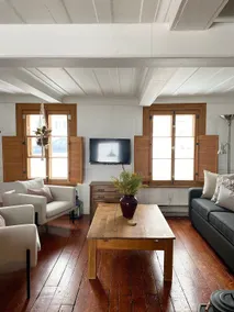 The Blacksmith's House/Riverfront; direct access - Image 2