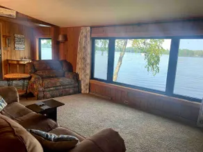 Beautiful 2 bedroom lake home w/200’ of shoreline. - Image 5