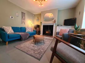 Charming Cottage Steps to Walmer Beach - Image 3