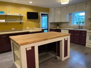 Sleeps 16! - Breaking Away to Bloomington - Image 2