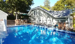 Fun Beach House, Pool, Spa, Steps to Lake Michigan - Image 4