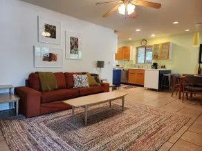 Fun Eclectic Home: near ASU, downtown, airport - Image 5