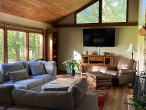 The Woodlands Retreat - Image 2