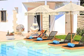Blue Lake Villa Heated Pool - Image 2