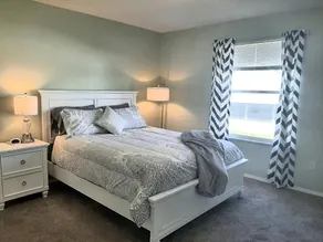 Beautiful Villages 2/2 Home. Perfect Location - Image 4