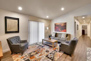 5L Top Floor Redcliff Condo - Image 3
