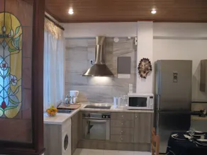 VILLA \"NEFELI\" - NEXT TO THE PORT OF PIRAEUS - Image 5