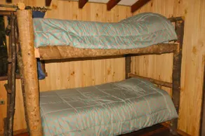 Rustic cabin, Chilean patagonia, Coigue. - Image 4