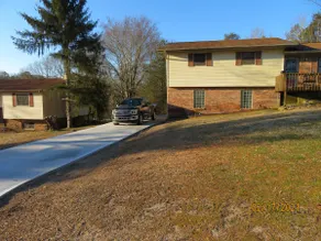 NEAT AS A PIN ACCOMODATION W/POOL LAKE CHICKAMAUGA - Image 3