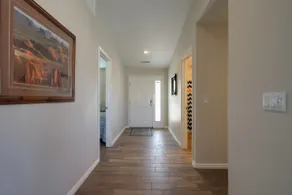 Thirteen's Retreat: Cozy Haven for Large Groups - Image 2