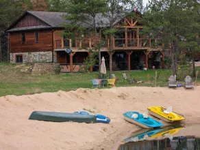 The Land in the Pines-Cabin - Image 3