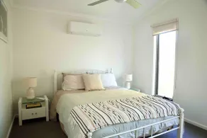 Bella House - 3 Bed home with pool + 1bd apt - Image 5