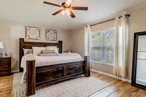 Spacious house/Wesley Chapel/ Sleeps10/fenced yard - Image 2
