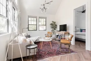 Chic Guest House in the Heart of the City - Image 2