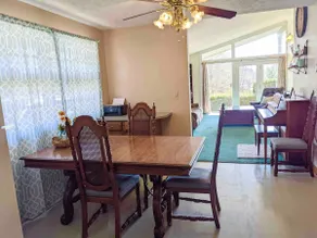 Cheerful 3 BR Residential Home in Small Town USA - Image 5