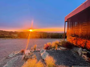 Unusual cottage with panoramic view, air conditioning & hot tub - Image 3
