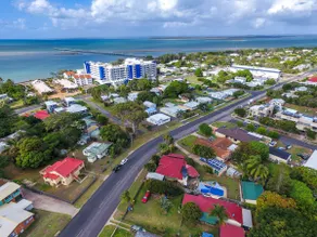 Sharkies Retreat Hervey Bay, Pet Friendly. - Image 2