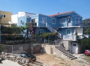 Comfortable apartment with amazing view (upstairs) - Image 2