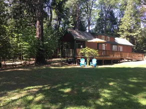 Cabin by the cedars. - Image 3