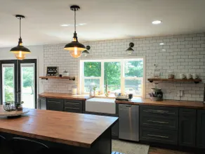 Sunset Farm Home Hosted by Shannan - Image 4