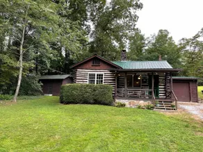 Entire Historic Brightwater Cabin - Image 4