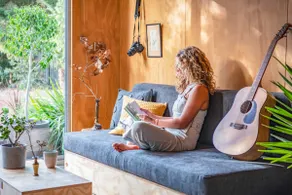Explorers Rest | Sauna Sanctuary Near Town & Beach - Image 5