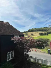 Gorgeous Cottage in Skirmett with Parking - Image 5