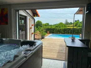 Private Jacuzzi Pool Normandy - Image 4