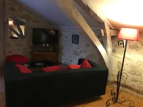 Large farm loft - Image 3