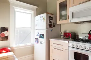 Beautiful Victorian Home - 1 Bedroom Apartment - Image 4