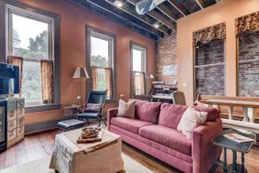 The Loft on the Square - Image 2