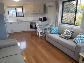 Private, Central, Kawana Waters Beach Home - Image 2