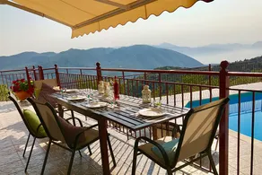 Stunning villa + pool & breathtaking sea views - Image 2