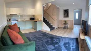 Little Chalet Daylesford - Image 3