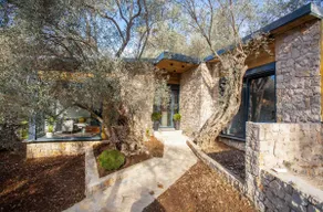 House in a romantic Olive Grove - Image 3