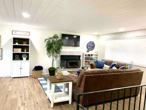 Beautiful 1 acre 5 bd in Eagle- hot tub & pingpong - Image 5