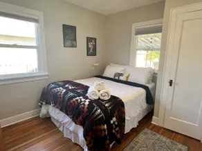 Centrally located home! Downtown-U-District -Arena - Image 2