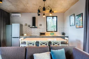 Kaprovani Cedar Grove Vacation House 50M to Sea - Image 5