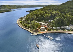 The Jetty Boathouse - Image 3