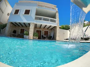 Seas the Day Villa - Image 4