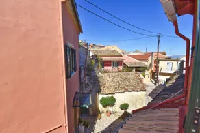 3BR Traditional House with Amazing View - Image 5