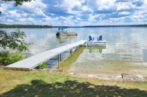 Lakefront cottage, beach & dock on Lake Margrethe - Image 2