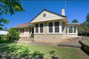 The Captain’s Manor - ducted air-con, great spot! - Image 3