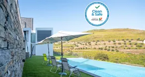 Casa Foz do Corgo - private pool, gardens and river access - Image 3