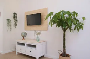 Royal Apartment - Image 2