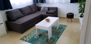 Apartment in a house with a pool and a hot tub - Image 2
