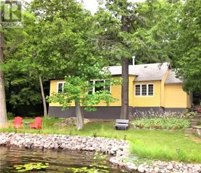 Waterfront cottage on beautiful East Moore lake!! - Image 3
